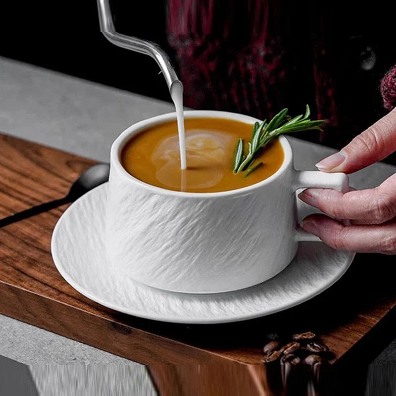Élégance japonaise : Tasse en céramique