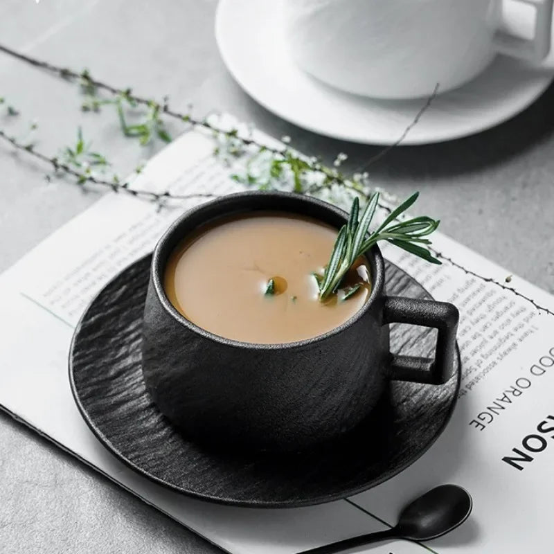 Élégance japonaise : Tasse en céramique
