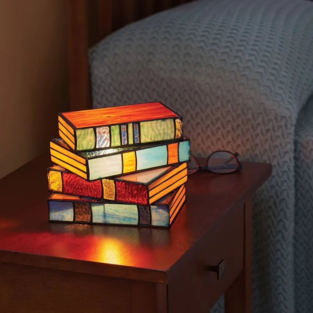 Lampe Livres Empilés Vintage