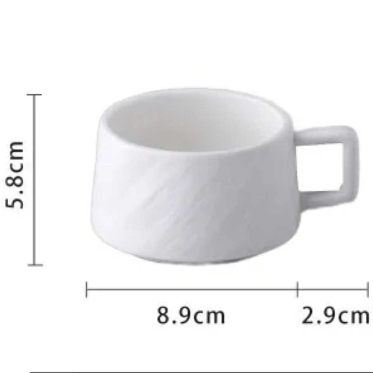 Élégance japonaise : Tasse en céramique