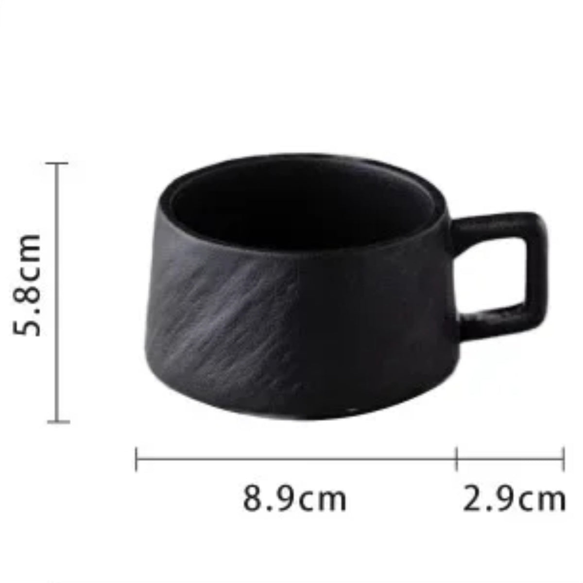 Élégance japonaise : Tasse en céramique