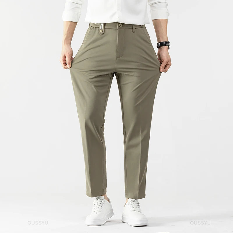 Pantalon classique couleur unie pour homme